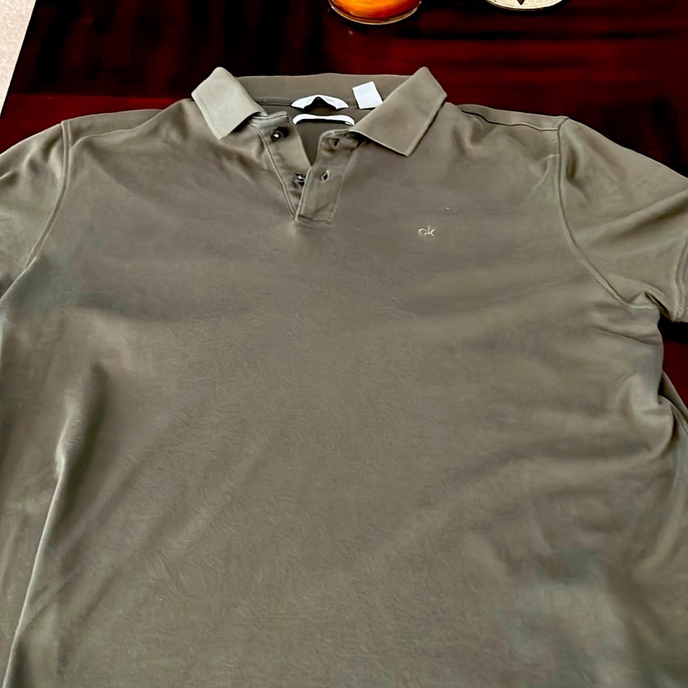 Calvin Klein men’s olive green polo shirt size Small